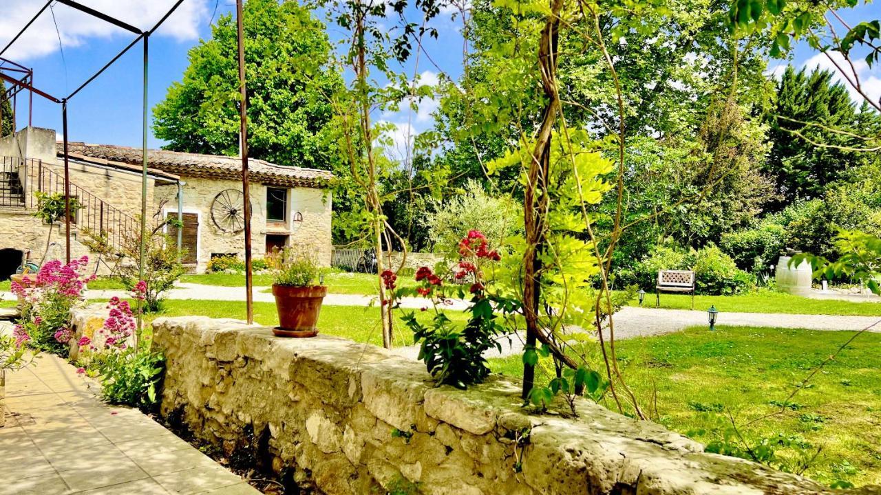 Bed & Breakfast Domaine De La Brave