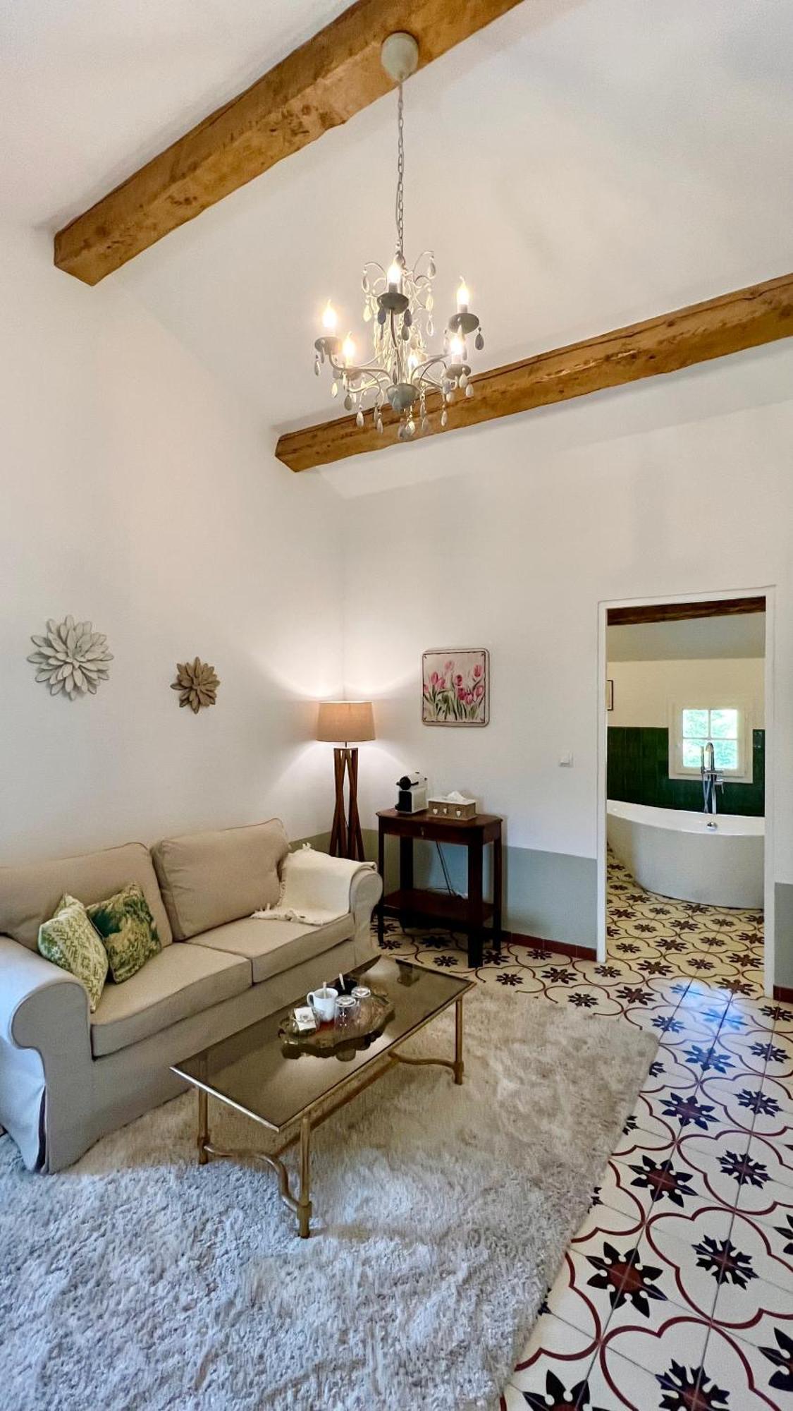Domaine De La Brave Bed & Breakfast