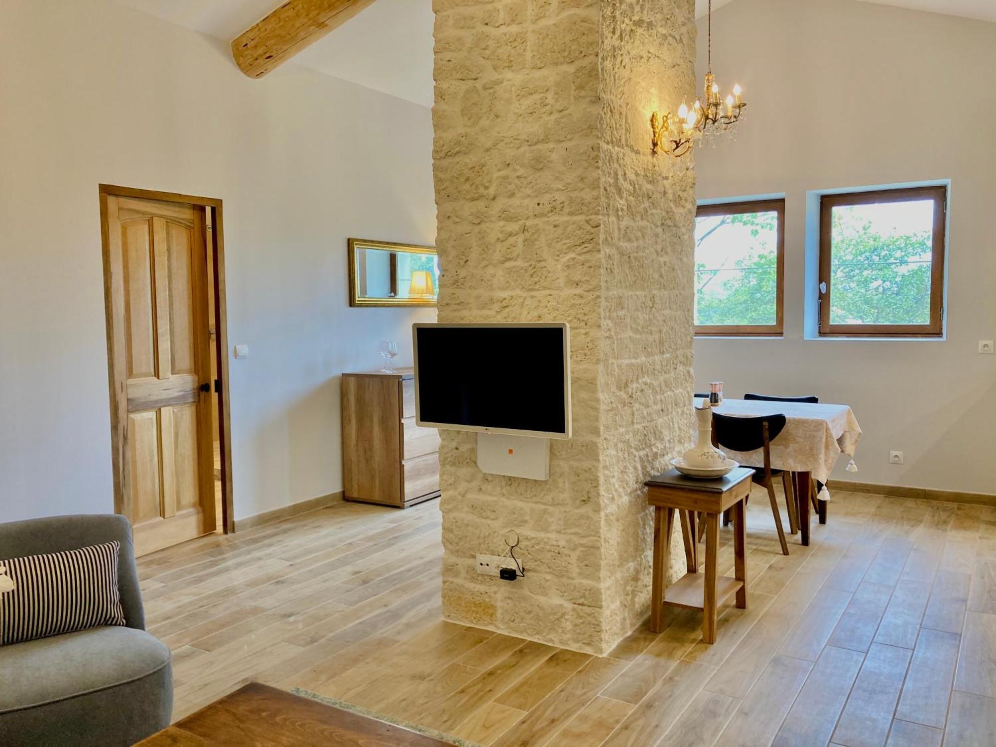 Domaine De La Brave Bed & Breakfast